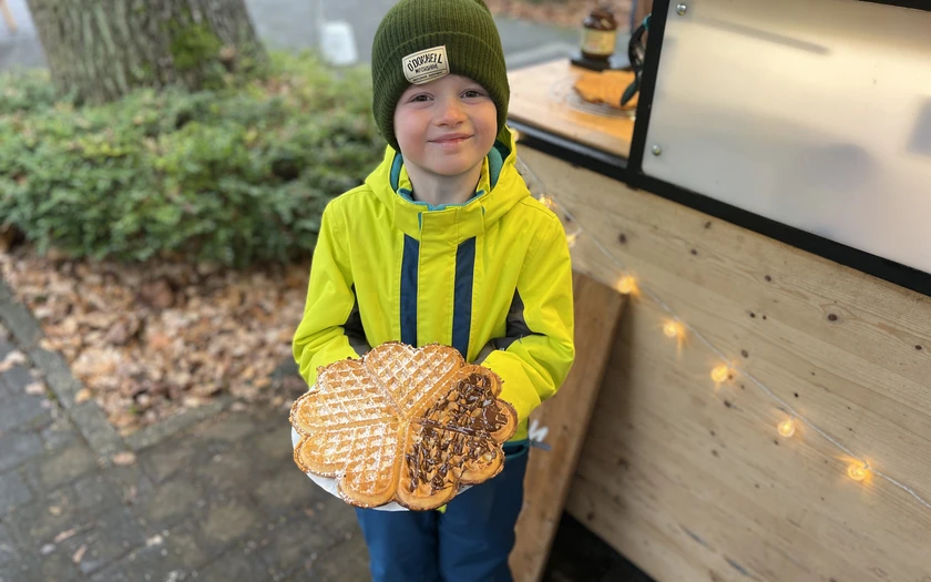 XXL-Waffeln auf dem Weihnachtsmarkt in Walibo
