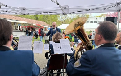 Kurorchester beim Frühlingsmarkt