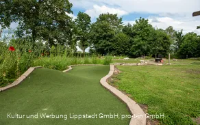 Minigolf Loesmann auf der Heide (c) KWL Kultur und Werbung Lippstadt GmbH Pro-t-in GmbH (1).jpg
