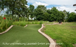 Minigolf Loesmann auf der Heide (c) KWL Kultur und Werbung Lippstadt GmbH Pro-t-in GmbH (1).jpg