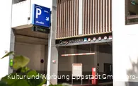 Parkhaus_Woldemei_(c) KWL Kultur und Werbung Lippstadt GmbH Pro-t-in GmbH (1).jpg