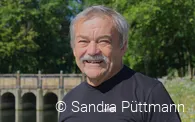 Dr. Wolfgang Suchanek