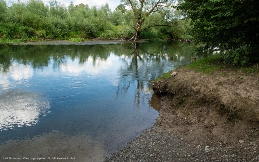 Kanueinstieg Eickelborn Zum Lippesteg (c) KWL Kultur und Werbung Lippstadt GmbH Pro-t-in GmbH.jpg