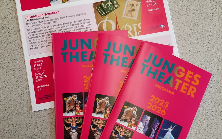 Flyer Junges Theater 25/26 Flyer Junges Theater 25/26