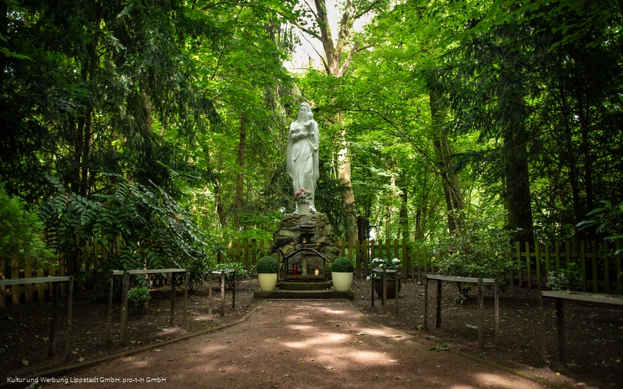 Madonna Maria Hilfe der Gefangenen (c) KWL Kultur und Werbung Lippstadt GmbH Pro-t-in GmbH (1).jpg