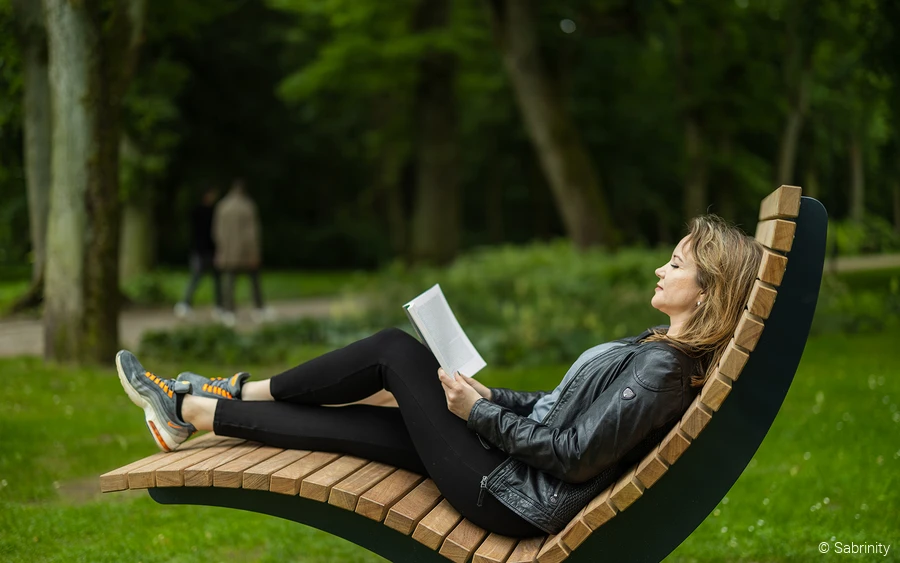 Lesen im Kurpark