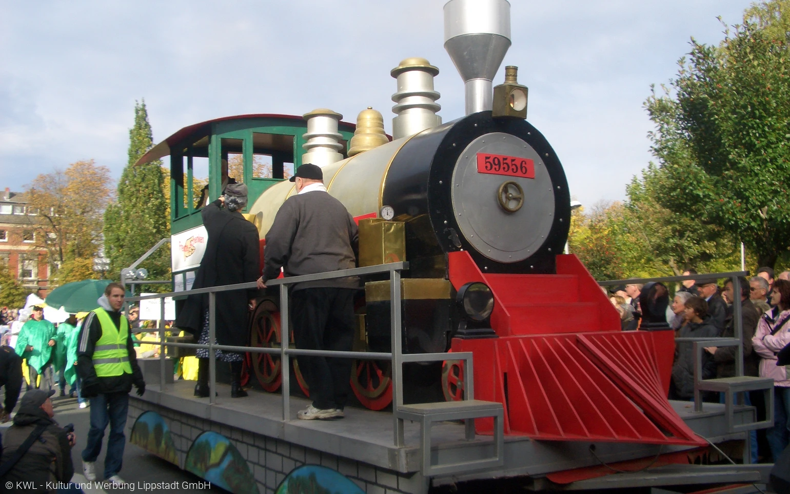 Herbstwochen-Umzug 2010 - Lok
