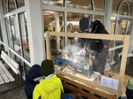 Holzarbeiten beim Weihnachtsmarkt in Bad Waldliesborn